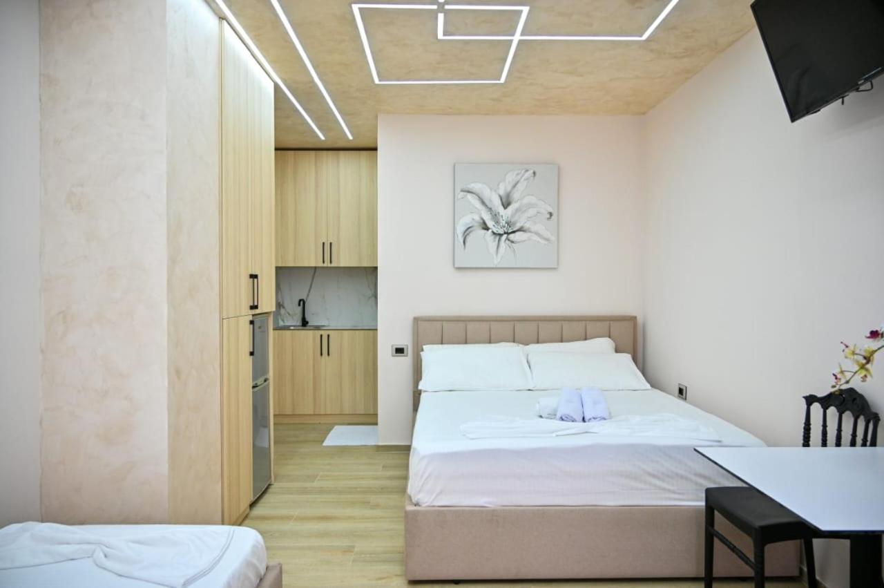 Andi Apartments Дуррес Екстер'єр фото