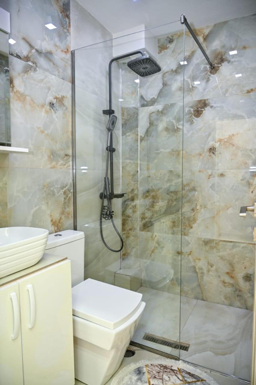 Andi Apartments Дуррес Екстер'єр фото