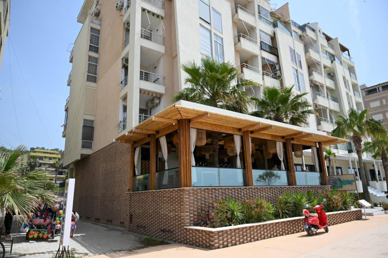Andi Apartments Дуррес Екстер'єр фото